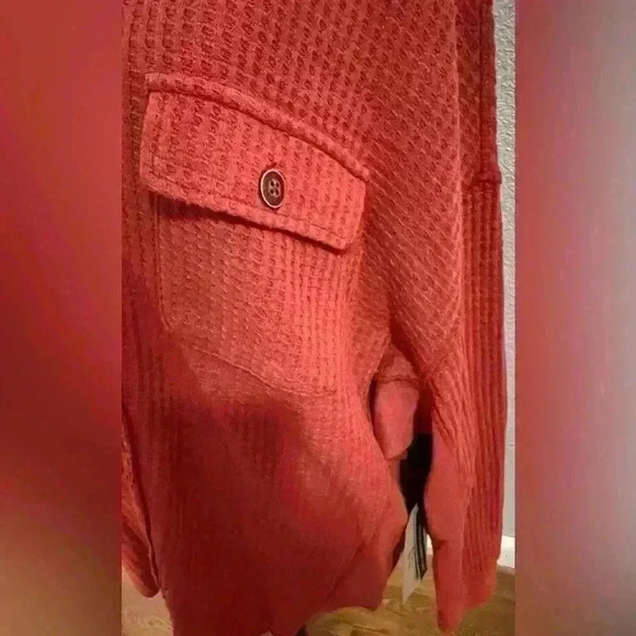 Frye and Company Women’s Button Up Long Sleeve Waffle Knit Orange Shirt 1X NWT - Picture 2 of 7